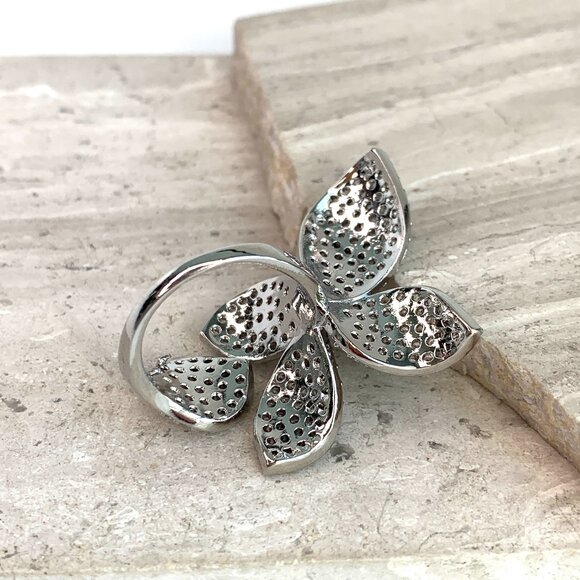 NEW ~ Anthropologie Adina Eden Fancy Flower Petal Silver Ring — Adjustable band - Picture 7 of 16